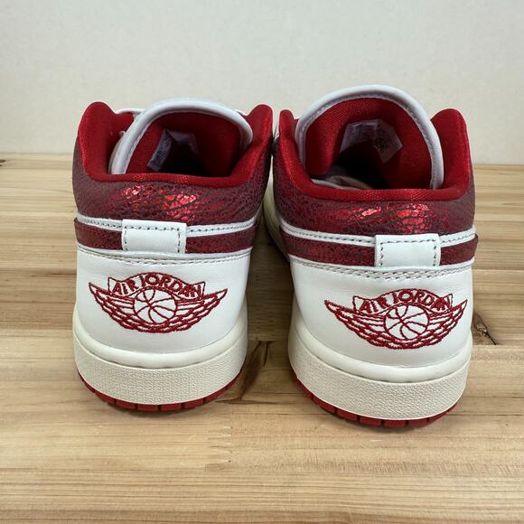Air Jordan 1 Low SE Ruby Shoes Sail Varsity Red Team Red HJ9338-106 Women's 7.5 - Picture 5 of 11
